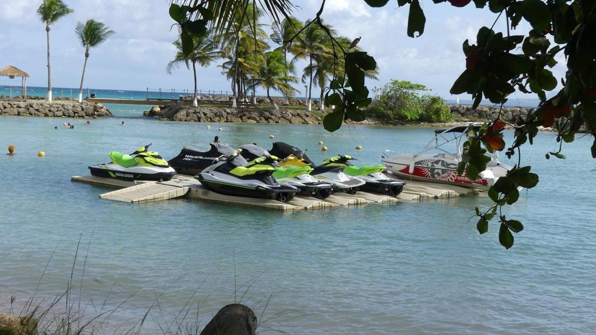 Marisol Les Pieds Dans L Eau Apartment Le Gosier  Bagian luar foto