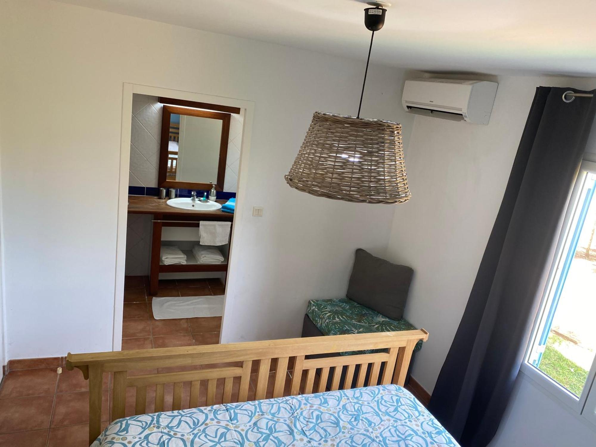 Marisol Les Pieds Dans L Eau Apartment Le Gosier  Bagian luar foto